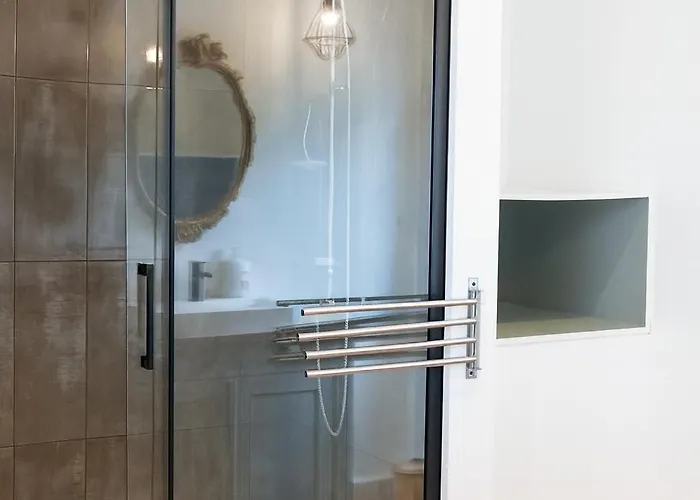 T2 Premium Avec Terrasse Chez Henri *